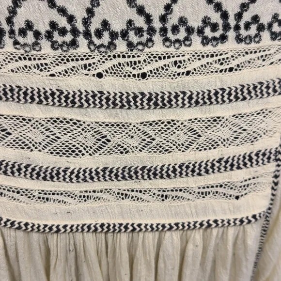 Free People Boho Cream Blouse with Puff Sleeves and Bib Collar Size Small - Picture 5 of 10